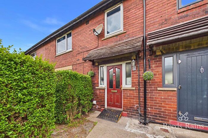 3 Bedroom Semi-Detached House For Sale In Fifth Avenue, Rothwell, Leeds, West Yorkshire, LS26