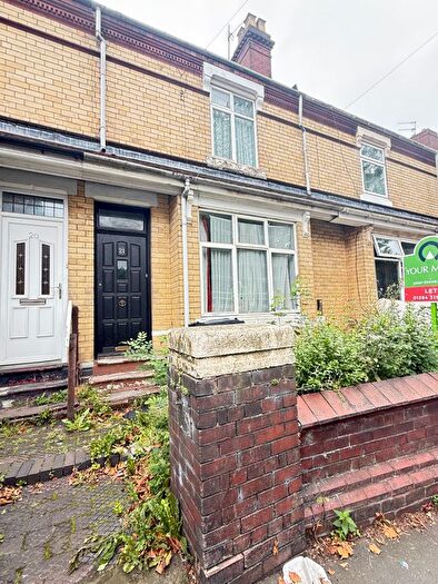 3 Bedroom Terraced House To Rent In Grange Road, Dudley, DY1