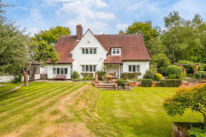 4 Bedroom Detached House For Sale In Willian Way, Letchworth Garden City, SG6