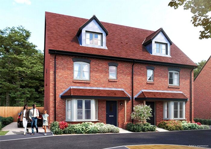 4 Bedroom Semi Detached House For Sale In The Green, Bolley Avenue, Bordon, GU35