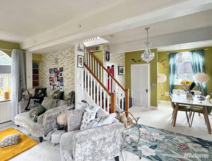 3 Bedroom Detached House For Sale In Marsh Hall Pad, Farnworth, Widnes, WA8