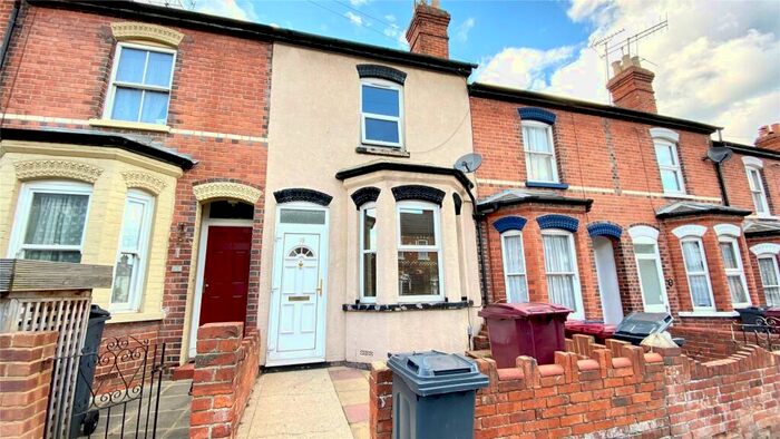 3 Bedroom Terraced House To Rent In Shaftesbury Road, Reading, Berkshire, RG30