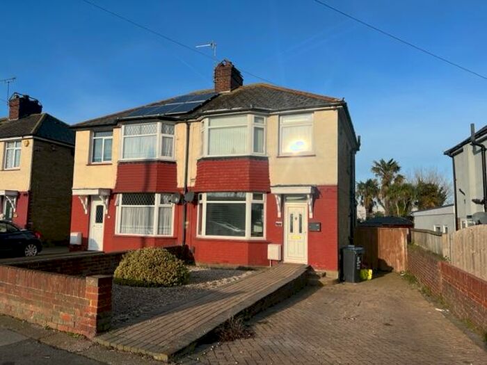 3 Bedroom Semi-Detached House To Rent In Northwood Road, Broadstairs, CT10