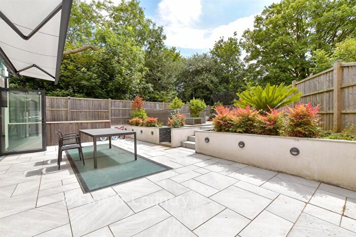 4 Bedroom Detached House For Sale In New Road, Lambourne End, Essex, RM4