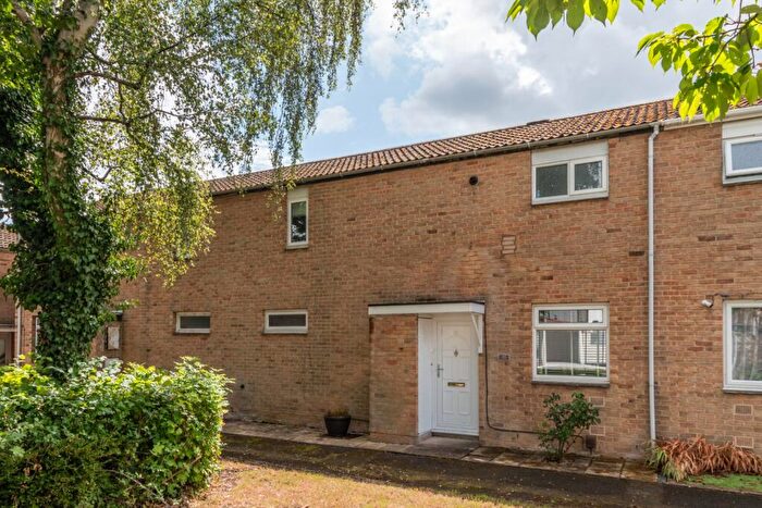3 Bedroom Terraced House For Sale In Brinklow Close, Matchborough West, Redditch, B98