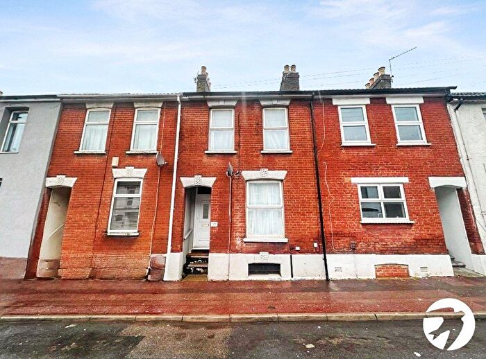 2 Bedroom Terraced House For Sale In Thorold Road, Chatham, Kent, ME5
