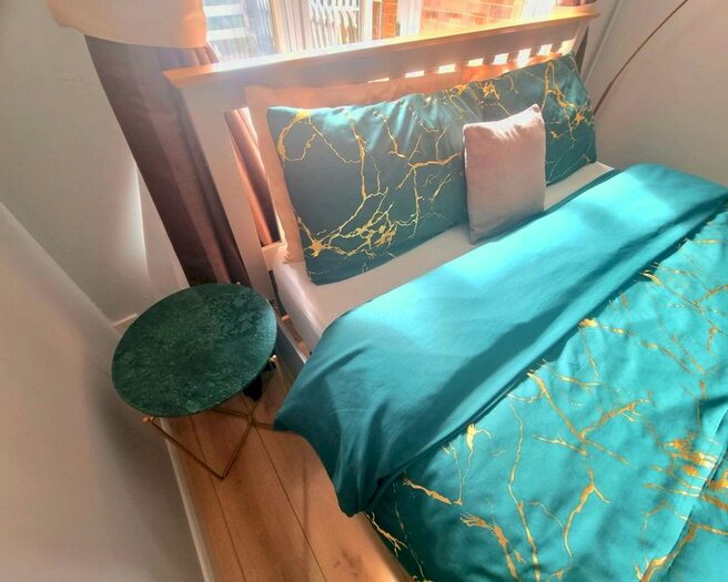 4 Bedroom Flat To Rent In Wallace Close, London, SE28