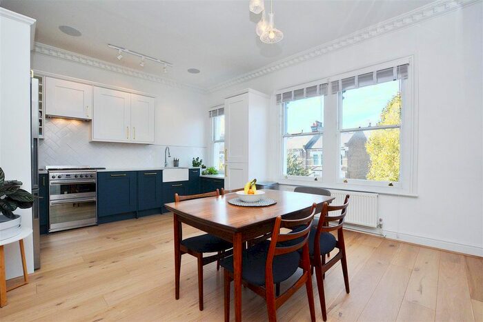 2 Bedroom Flat To Rent In Fernhead Road, Maida Hill, W9