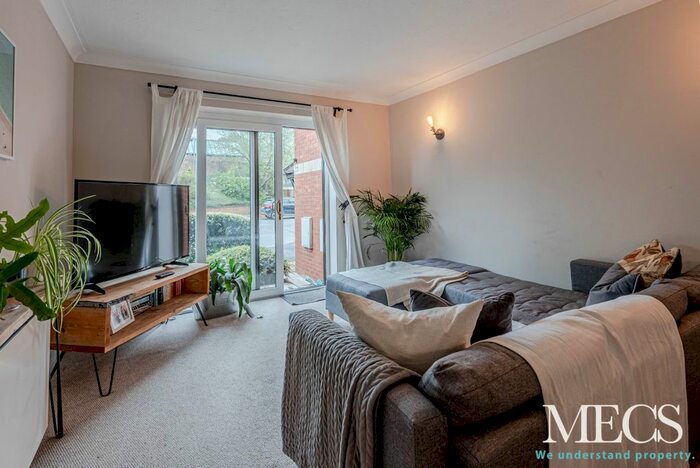 1 Bedroom Flat To Rent In Forest Drive, Birmingham, B17