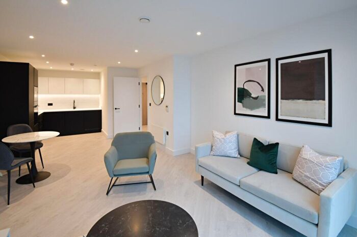 1 Bedroom Apartment To Rent In Trinity Way, Manchester, M3