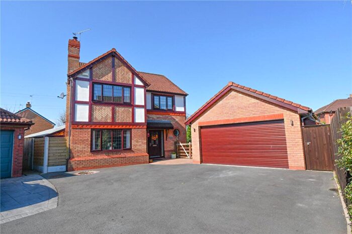 4 Bedroom Detached House For Sale In Truro Close, Great Sutton, Cheshire, CH66