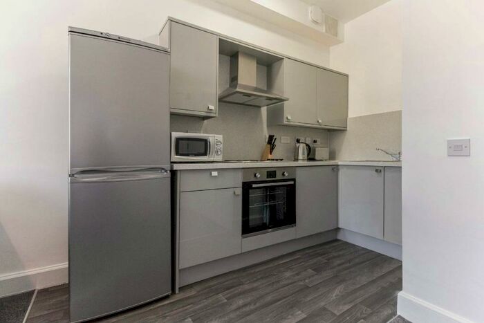 2 Bedroom Flat To Rent In Iona Street, Leith, Edinburgh, EH6