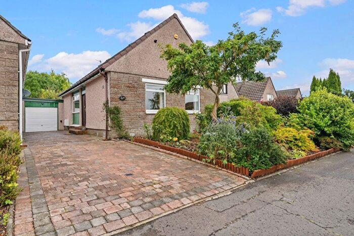 4 Bedroom Detached House For Sale In Parkview Avenue, Falkirk, FK1