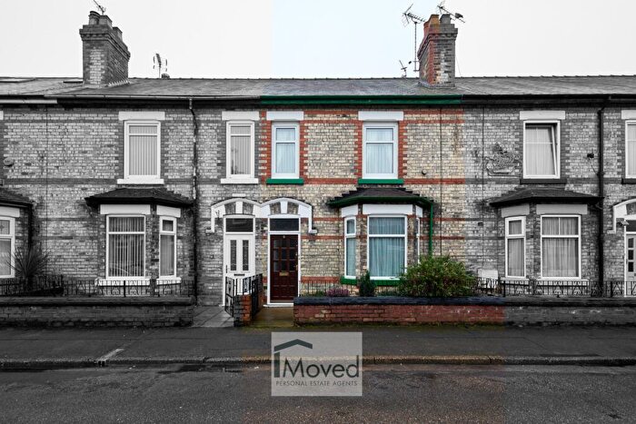 4 Bedroom Terraced House For Sale In Westfield Avenue, Selby, YO8