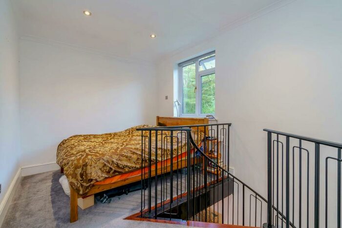 2 Bedroom Apartment To Rent In Watford Road, HA6