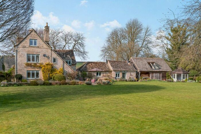 4 Bedroom Detached House For Sale In Asthall, Burford, Oxfordshire, OX18