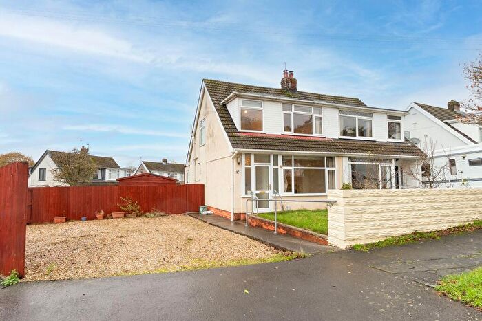 3 Bedroom Semi Detached House For Sale In Woodcote, Killay, SA2