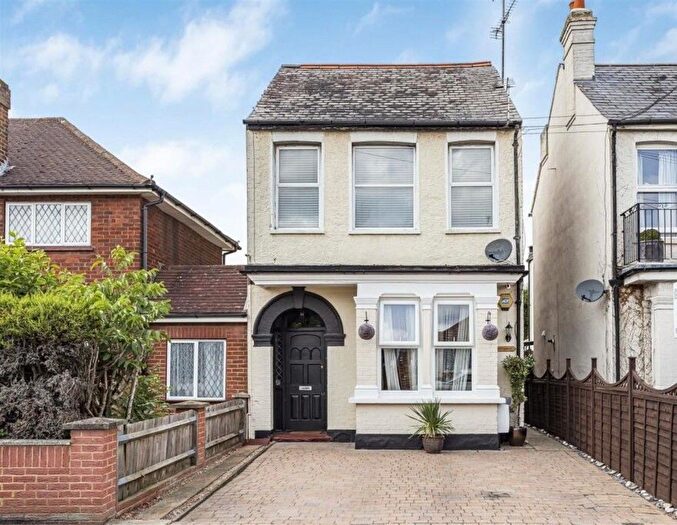 1 Bedroom Flat For Sale In Thetford Road, Ashford, TW15