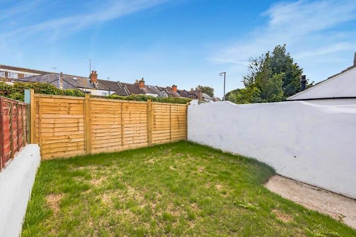 4 Bedroom Terraced House To Rent In Wenban Road, Worthing, West Sussex, BN11