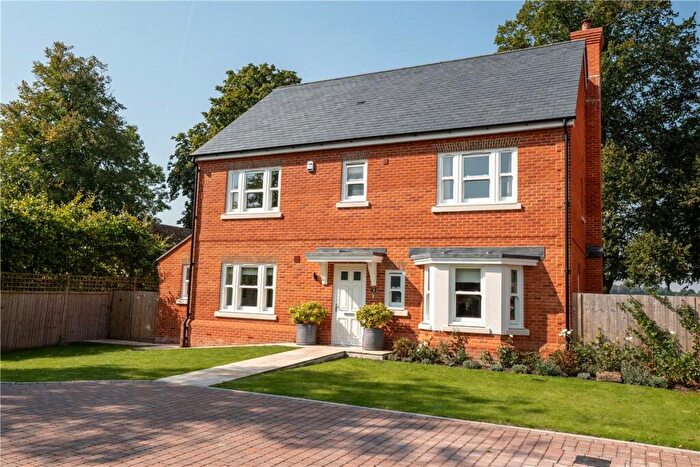 4 Bedroom Detached House For Sale In Houghton Farm Close, Houghton, Stockbridge, Hampshire, SO20