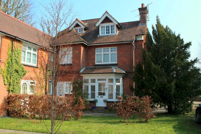 1 Bedroom Flat To Rent In Busbridge Lane, Busbridge, Godalming, GU7