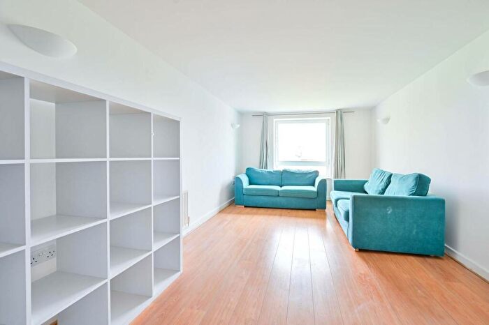 1 Bedroom Flat To Rent In Argyll Roa, Woolwich, London, SE18