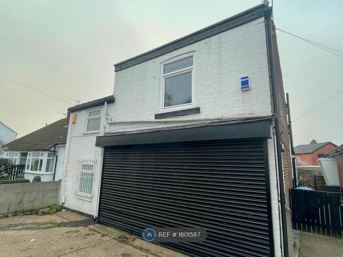 Studio To Rent In Worsley Road, Swinton, Manchester, M27