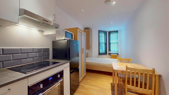 Studio To Rent In Courtfield Gardens, London, SW5