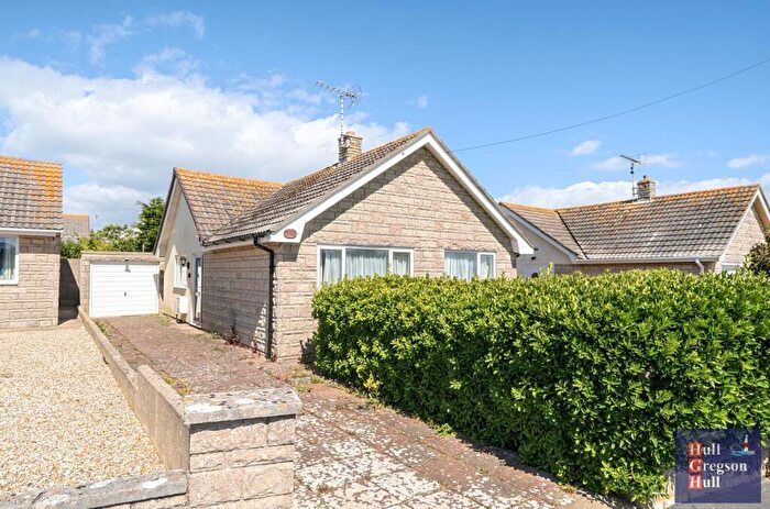 3 Bedroom Detached Bungalow For Sale In Sweethill, Portland, DT5