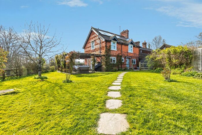 3 Bedroom Cottage For Sale In Langhurst Wood Road, Horsham, RH12