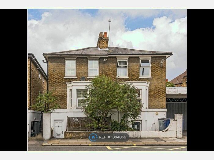 1 Bedroom Flat To Rent In Goldhawk Road, London, W6