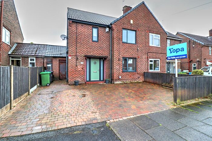 3 Bedroom Detached House For Sale In Brooks Drive, Manchester, M35