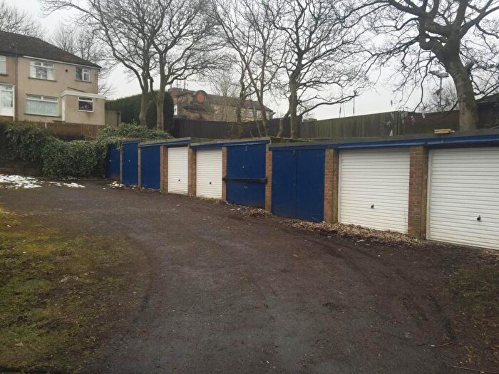 Garage / Parking To Rent In Garage Bray Close, Great Horton, Bradford, BD7