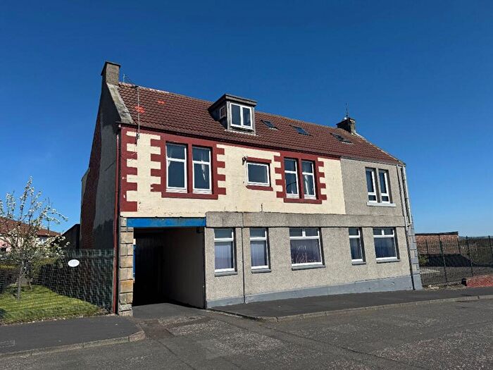 2 Bedroom Flat To Rent In East High Street, Buckhaven, Leven, KY8