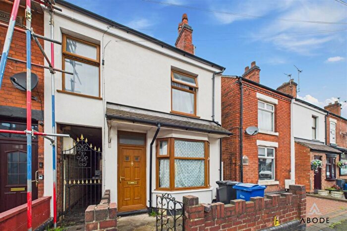 3 Bedroom End Of Terrace House For Sale In Anglesey Road, Burton-On-Trent, DE14