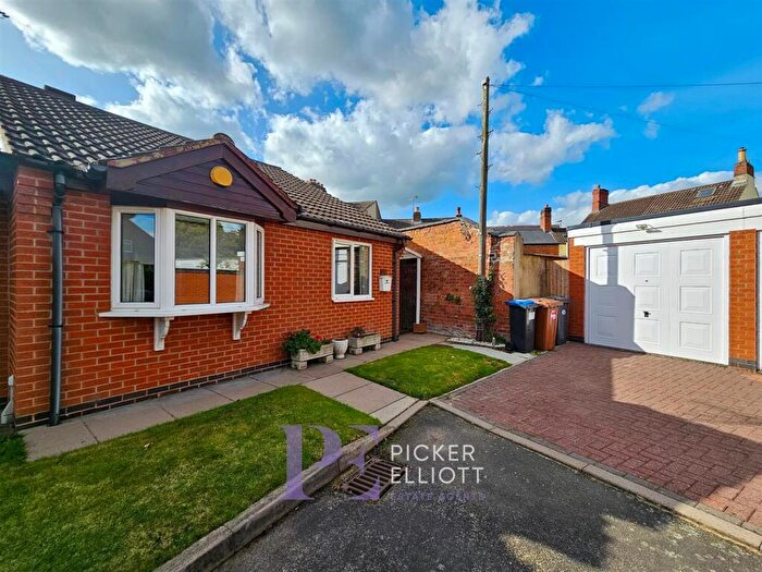 2 Bedroom Property To Rent In St. Marys Court, Barwell, LE9