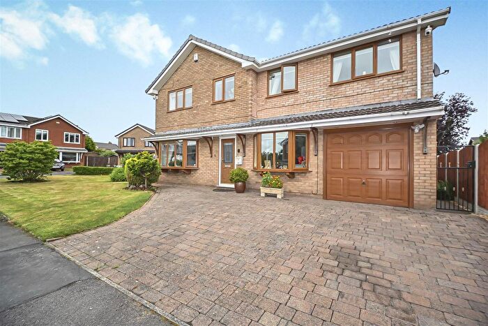 4 Bedroom Detached House For Sale In Ilkeston Drive, Aspull, Wigan, WN2