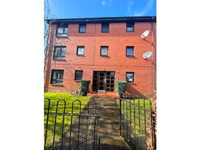 1 Bedroom Flat To Rent In Cathcart Road, Rutherglen, G73