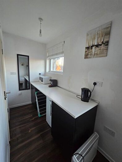 Studio To Rent In Mogden Lane, Isleworth, TW7