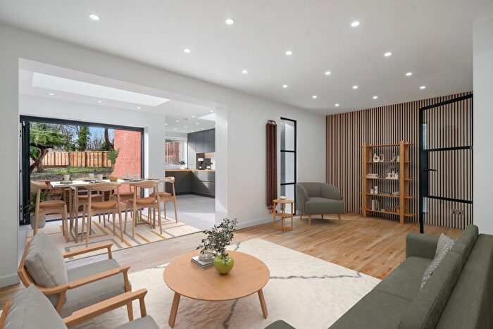 3 Bedroom Terraced House For Sale In Seymour Villas, London, SE20