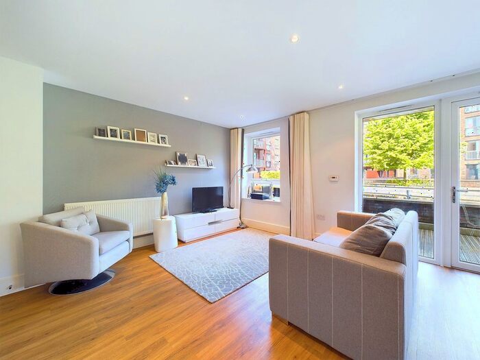 2 Bedroom Flat To Rent In Howard Road, Stanmore, HA7