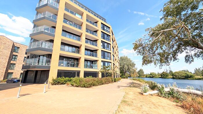 2 Bedroom Flat To Rent In Trent Lane, Nottingham, NG2