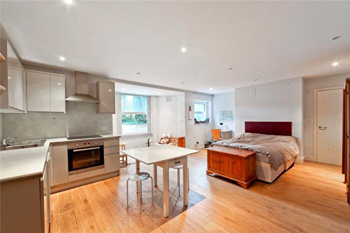 Apartment To Rent In Dalston Lane, London, E8