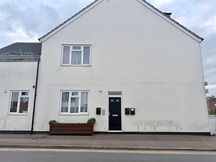 2 Bedroom Flat For Sale In Station Road, Rainham, ME8