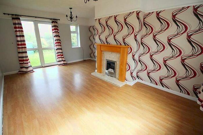 2 Bedroom End Of Terrace House To Rent In Dunoon Drive, Blackburn, BB1