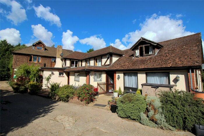 1 Bedroom Flat To Rent In Horns Oak Road, Meopham, Gravesend, DA13