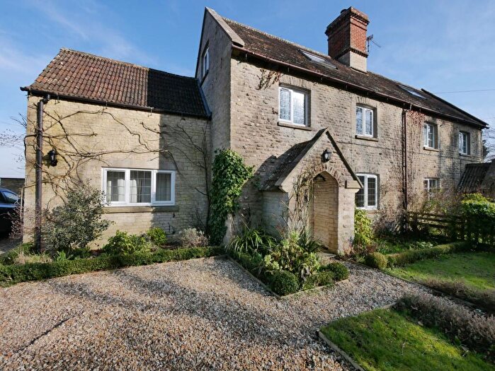 4 Bedroom Cottage To Rent In Coneygar Road, Quenington, GL7