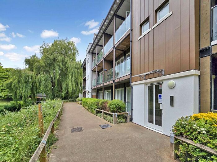 2 Bedroom Apartment For Sale In The Rope Walk, Canterbury, CT1