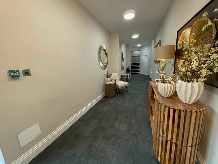 1 Bedroom Apartment To Rent In Park Street, Maidenhead, Berkshire, SL6