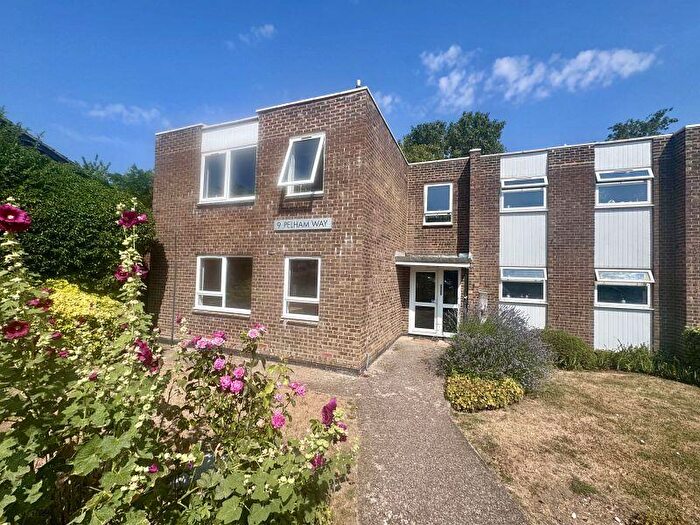 1 Bedroom Flat To Rent In Pelham Way, Great Bookham, KT23
